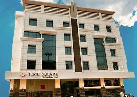 Time Square - The Landmark Hotel Хайдарабад Экстерьер фото