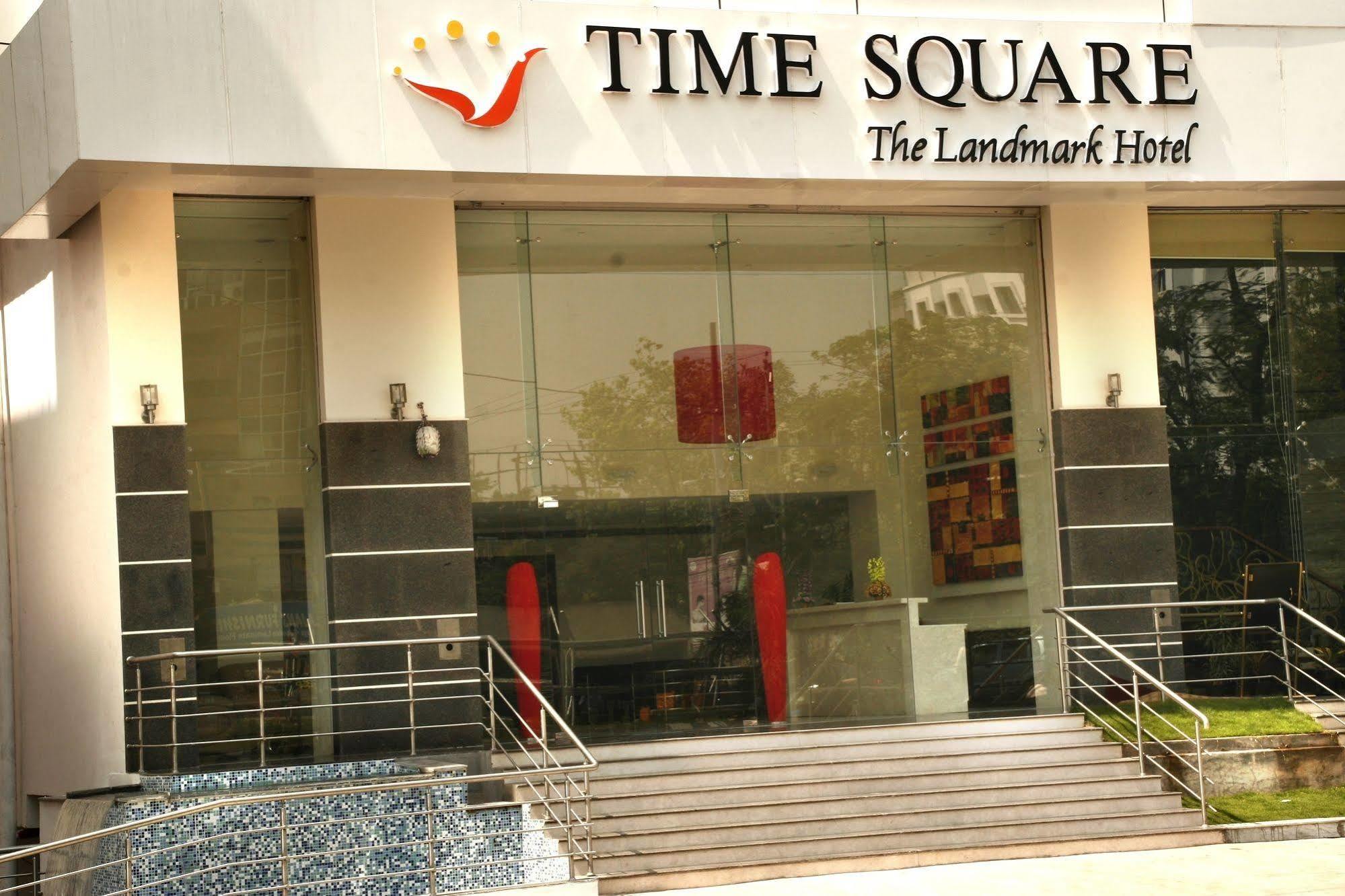 Time Square - The Landmark Hotel Хайдарабад Экстерьер фото
